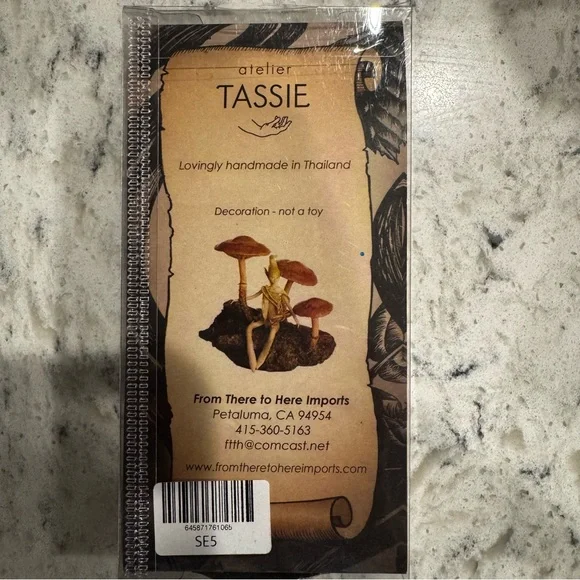 Atelier TASSIE Handmade Fairy with Multicolor Wings & long white hair - Picture 5 of 5